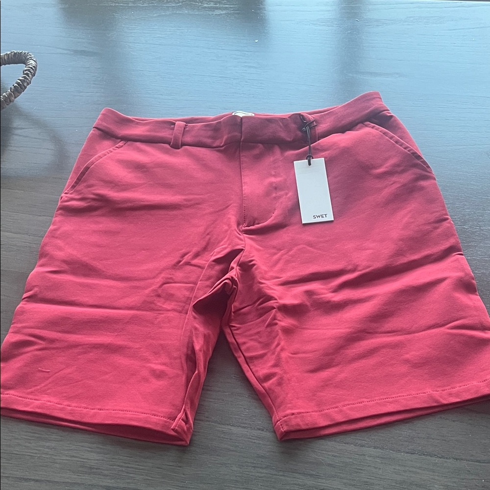 NWT Swet Tailor Everyday Chino Shorts in red wine
